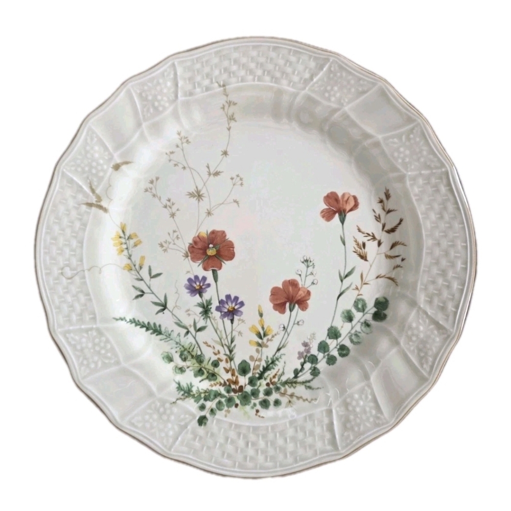 Margaux by Mikasa 11" Dinner Plate Wildflower Design Floral Oven To Table Vtg